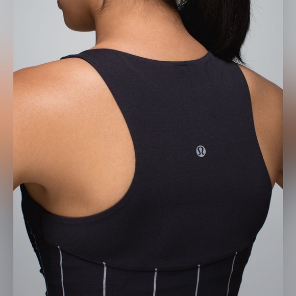 NWT Lululemon Run: First Base Tank
Cliff Hanger Stripe Black Heathered Slate - Picture 4 of 6